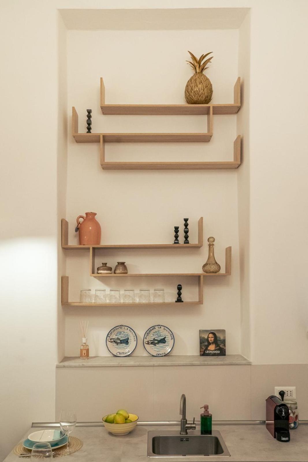 Elegant Design Apartment In Historical City Center Catania Luaran gambar